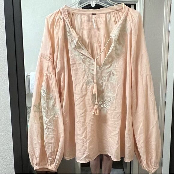 Free People Shimla Peach Ivory boho peasant lace Embroidered Split Neck Top XS - Picture 4 of 16